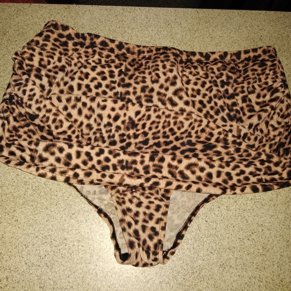 Swimsuits for all bottoms
